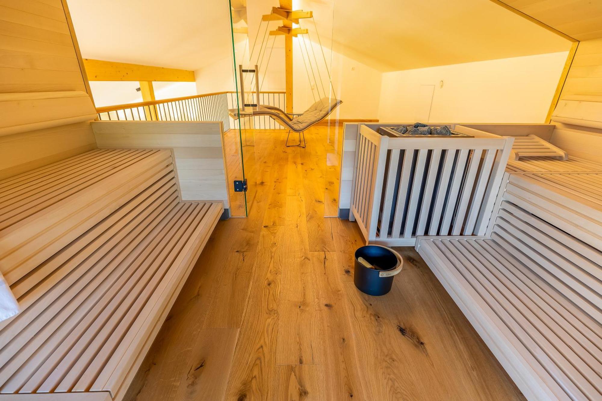 Graf Chiemo Suites - Direkt Am Chiemsee Mit Separatem Seezugang Chieming Exteriör bild